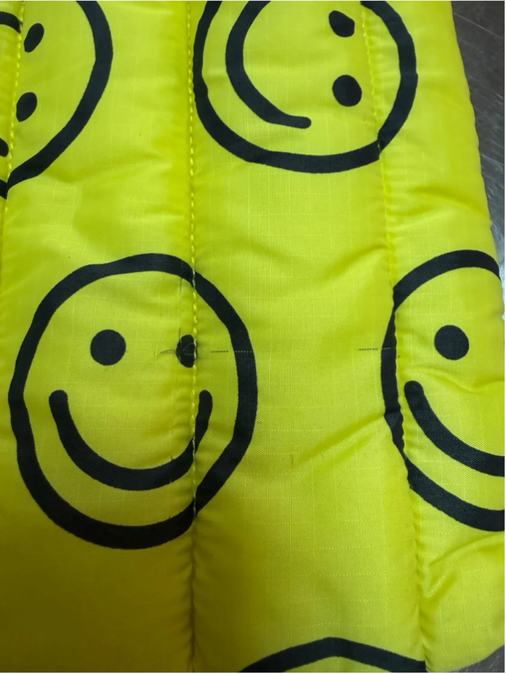 BAGGU Unisex Puffy Laptop Sleeve One Size Yellow Black Smiley Face Print